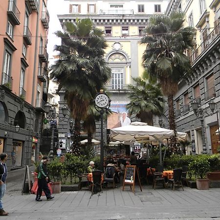 Casa Vacanze Napoli Centro Carmen & Sara Nápoles Exterior foto