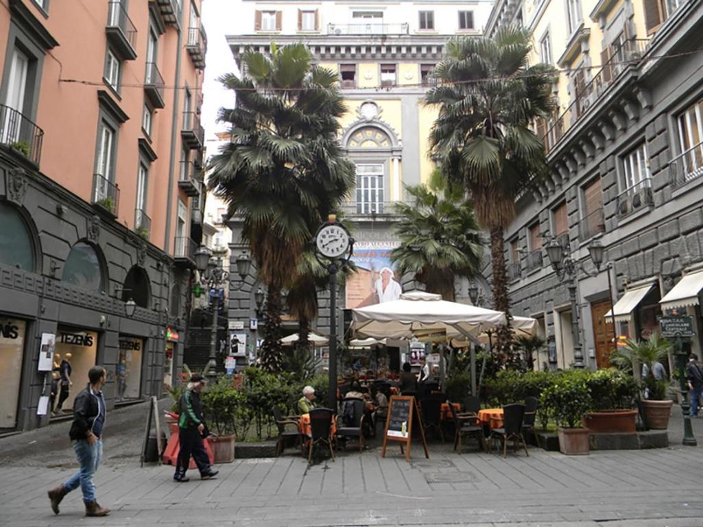 Casa Vacanze Napoli Centro Carmen & Sara Nápoles Exterior foto