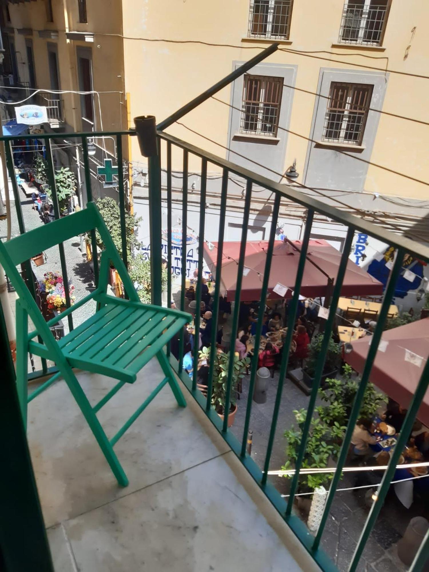 Casa Vacanze Napoli Centro Carmen & Sara Nápoles Exterior foto